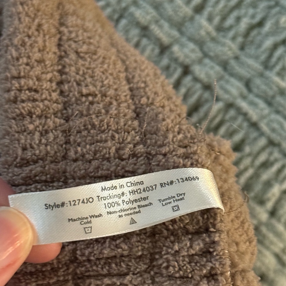 [M] Women's Brown Knit Athletic Shorts - Picture 4 of 4